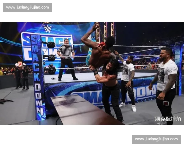 小舅子擂台激战!罗唐场外急到 “罚站”,网友:姐夫比选手还紧张!