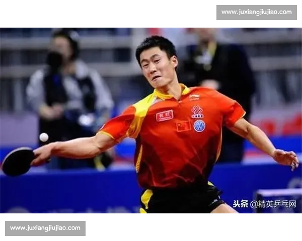 正手前冲弧圈球实战教学:5 分钟掌握鞭打式发力与精准拍型控制!